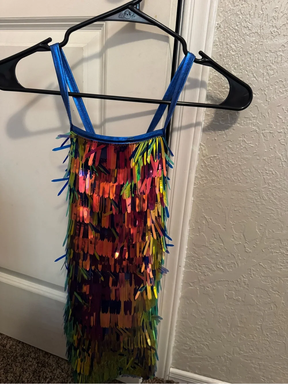 Weissman shimmering sequin